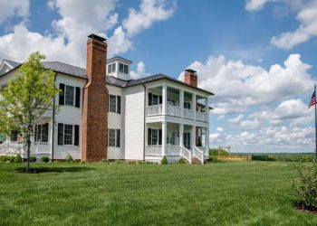 This Manor House Airbnb In Virginia Is A Fantasy Come - Travel News, Insights & Resources.