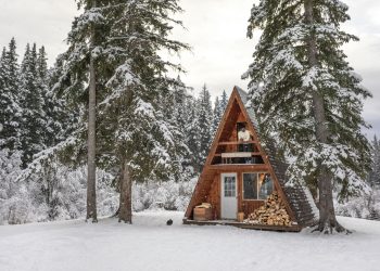 3 A frame cabin options for your next Adirondack stay - Travel News, Insights & Resources.