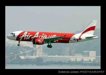 AirAsia flight aborts take off after suspected bird hit at Lucknow - Travel News, Insights & Resources.