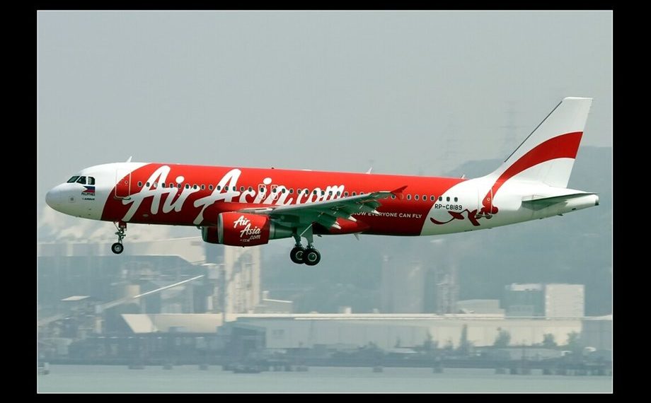 AirAsia flight aborts take off after suspected bird hit at Lucknow - Travel News, Insights & Resources.