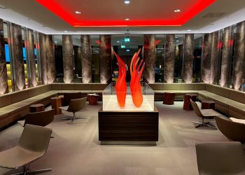 Review Air Canada Maple Leaf Lounge Frankfurt FRA - Travel News, Insights & Resources.