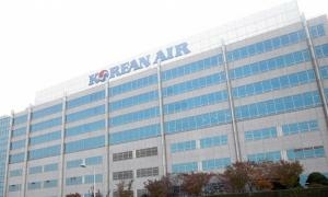 At headquarters a Korean Air worker is attacked with an - Travel News, Insights & Resources.