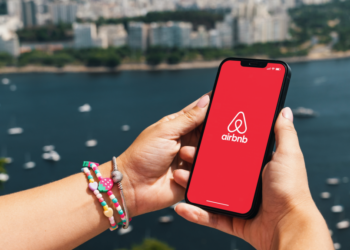 ABNB Stock Alert Robert Kiyosaki Says Airbnb Will Crash the - Travel News, Insights & Resources.