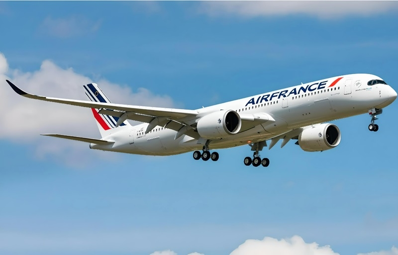 Air France KLM signs a multi year strategic distribution agreement with Sabre - Travel News, Insights & Resources.