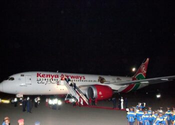 Ndege ya Kenya Airways iliyokuwa ikielekea London iligeuka angani kwa - Travel News, Insights & Resources.
