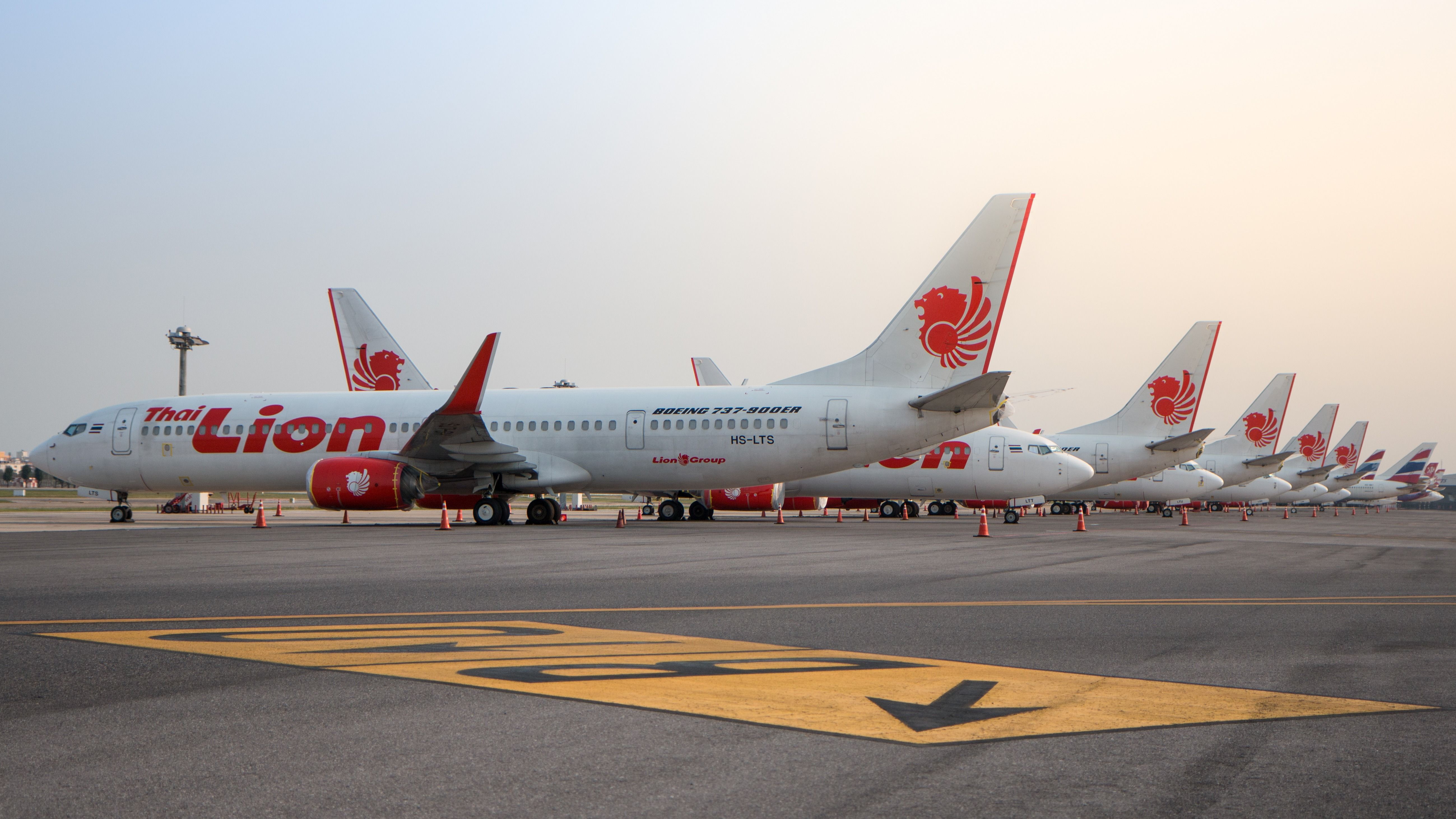 A fleet of Thai Lion Air Boeing 737s