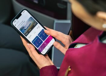 Qatar Airways unterstutzt Kabinenpersonal digital aboutTravel - Travel News, Insights & Resources.