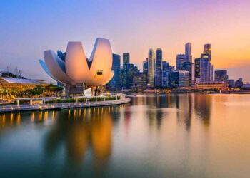 Singapore visitor numbers continue to slow in October on seasonality - Travel News, Insights & Resources.