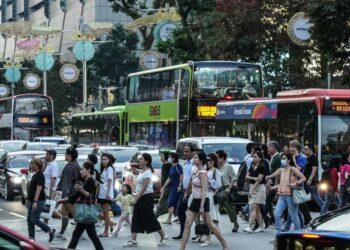 Singapores Orchard Road loses Chinese tourists midrange spenders - Travel News, Insights & Resources.
