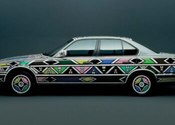 BMWs Esther Mahlangu 525i Returns to Cape Town Jing - Travel News, Insights & Resources.