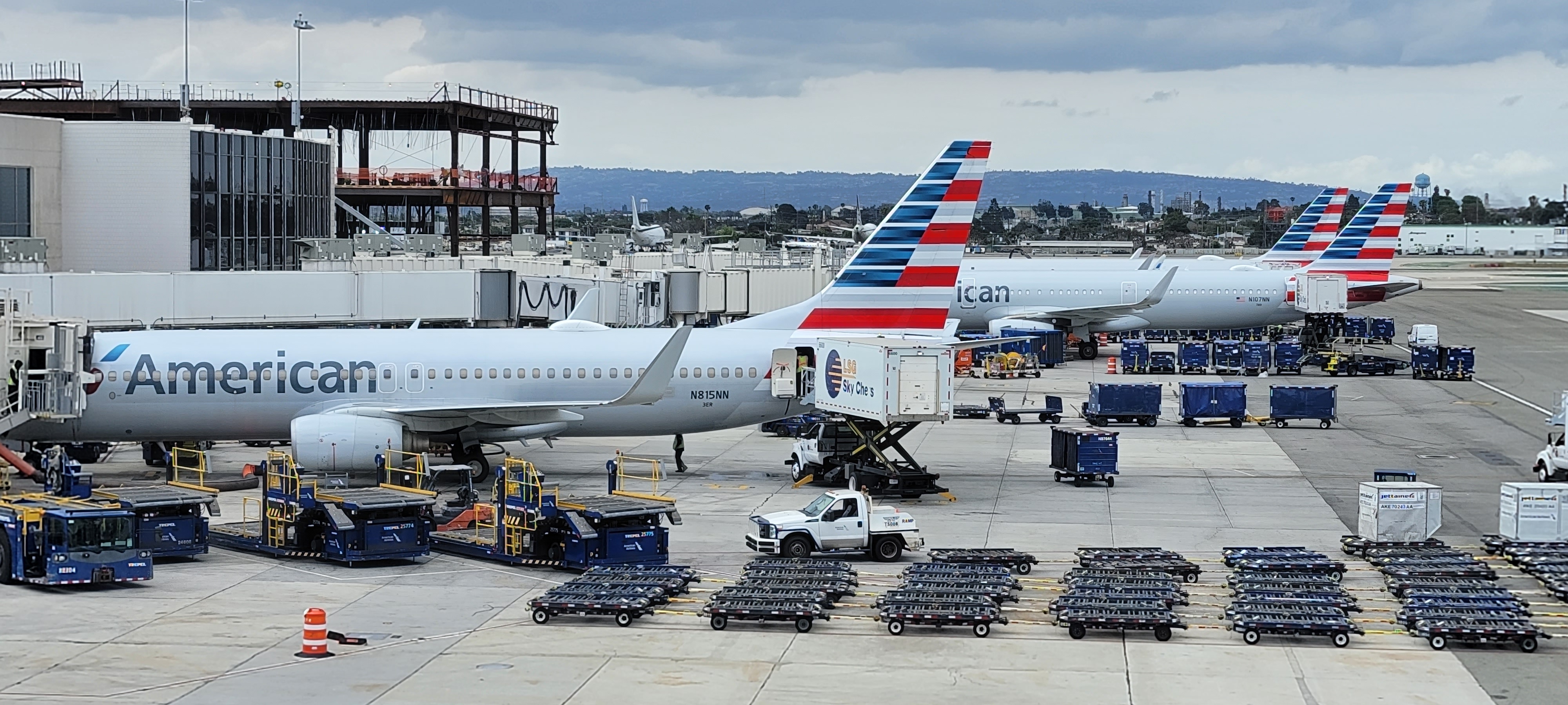 LAX American 2 - Travel News, Insights & Resources.