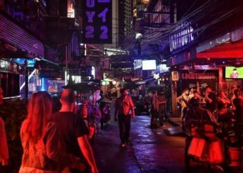 Longer nightlife hours boost Thai tourism revenues VnExpress International - Travel News, Insights & Resources.