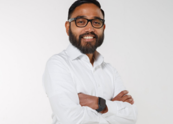 Riad Asmat joins AirAsia Board of Advisors steps down as - Travel News, Insights & Resources.