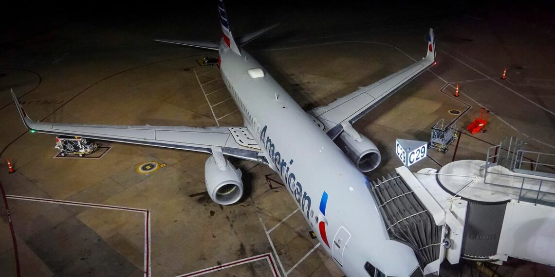 American Airlines jet brakes malfunction on landing at DFW Airport - Travel News, Insights & Resources.
