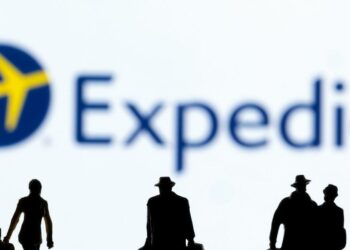 Expedia CEO resigns shares slump on air travel softness - Travel News, Insights & Resources.