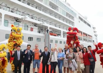 German Tourists on Europa Cruise Ship Explore Lunar New Year - Travel News, Insights & Resources.