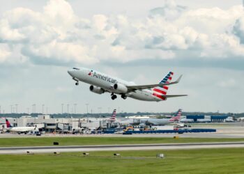Passenger Claims American Airlines Burned Lost Jacket At Charlotte Douglas - Travel News, Insights & Resources.