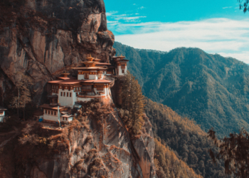 Bhutan Tigers Nest monastery - Travel News, Insights & Resources.