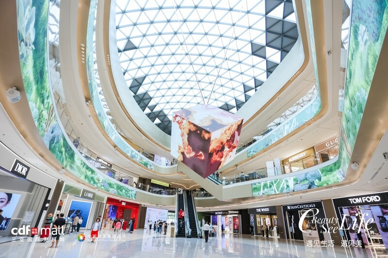 China Tourism Group Duty Free powers ahead as net profits - Travel News, Insights & Resources.
