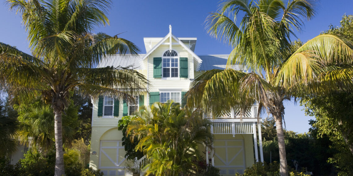 Floridas Airbnb crackdown sparks anger - Travel News, Insights & Resources.