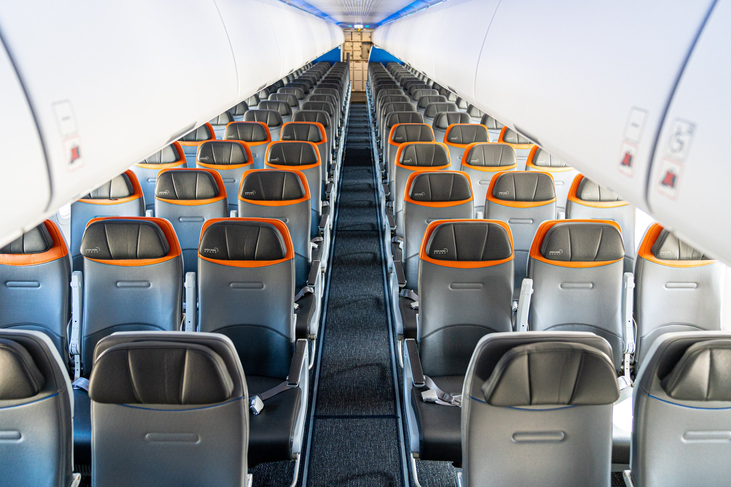 JetBlue A321LR Stock 1 - Travel News, Insights & Resources.