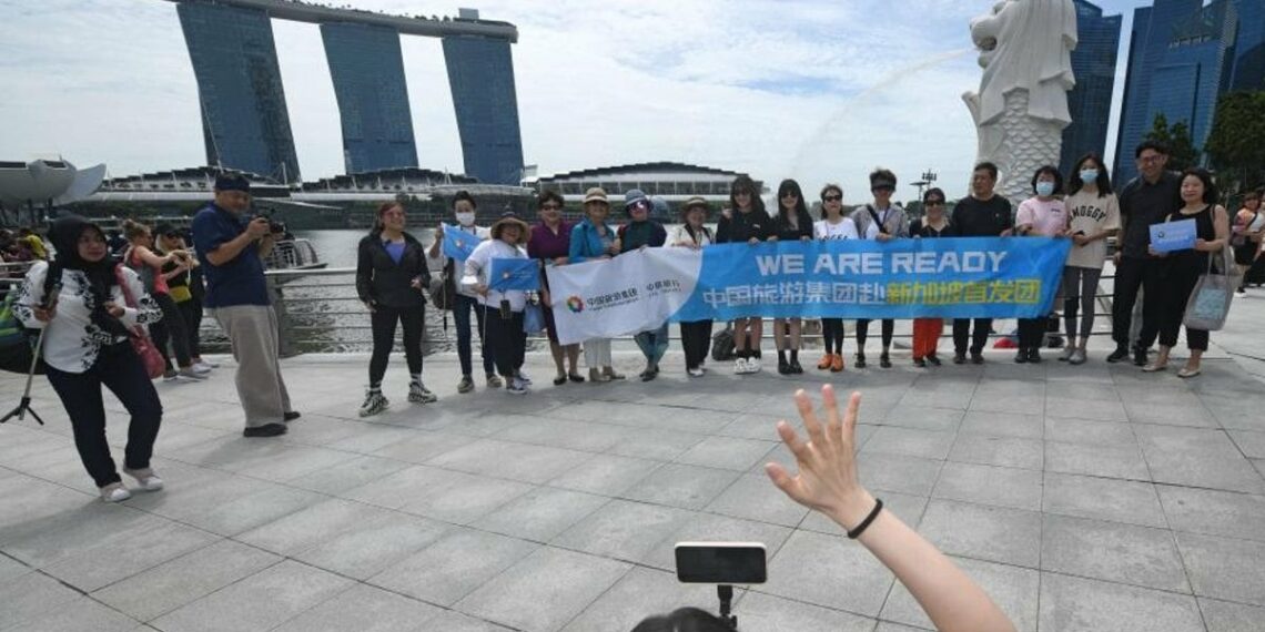 Marina Bay Sands Shows Tour Groups the Door Cites Crowding - Travel News, Insights & Resources.