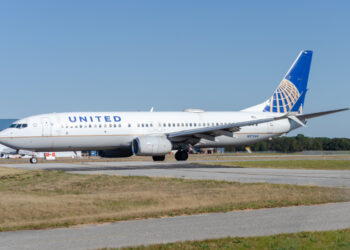 N17244 United Airlines Boeing 737 800 by Dylan Campbell AeroXplorer - Travel News, Insights & Resources.