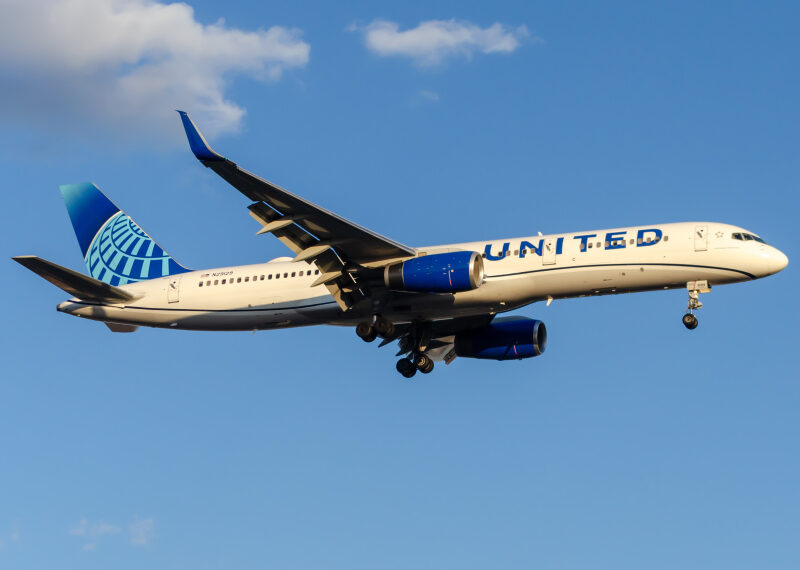 N29129 United Airlines Boeing 757 200 by Dylan Campbell AeroXplorer - Travel News, Insights & Resources.