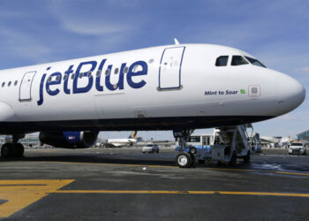 Orthodox Jewish Couple Sues Jetblue Airlines for ‘Antisemitism After Being - Travel News, Insights & Resources.