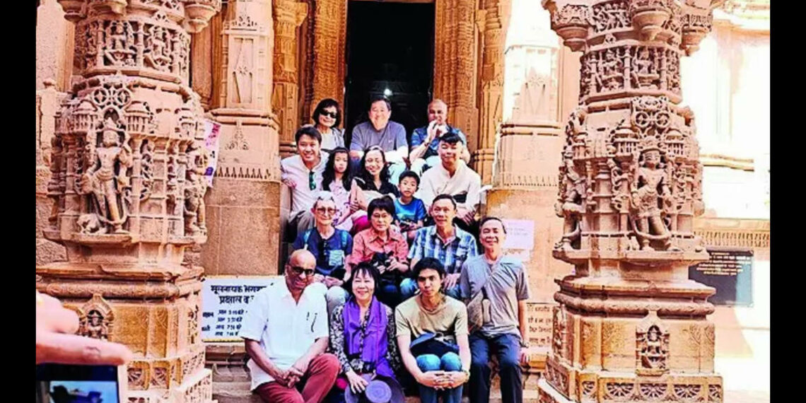 Singapore President explores Jaisalmer as a ‘regular tourist Times - Travel News, Insights & Resources.