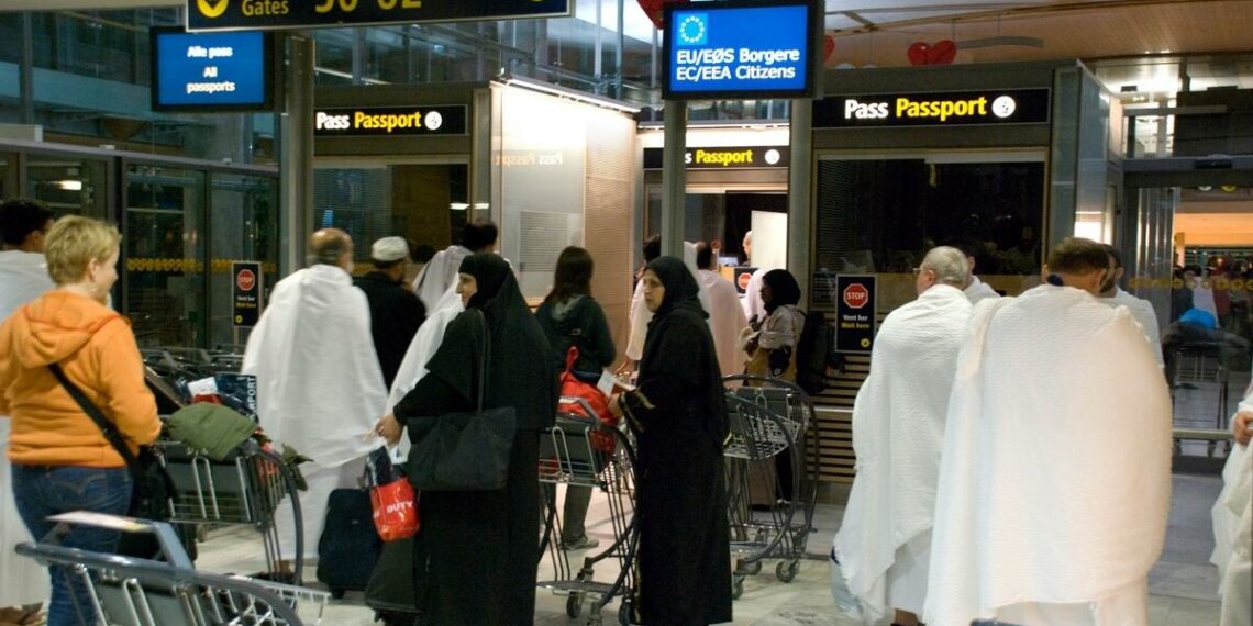 UAEs mandatory influenza vaccine for Umrah Haj pilgrims Residents travel.com - Travel News, Insights & Resources.