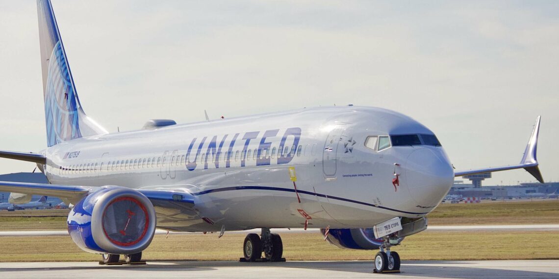 United Airlines 737 MAX 9 Suffers Bird Strike in San - Travel News, Insights & Resources.