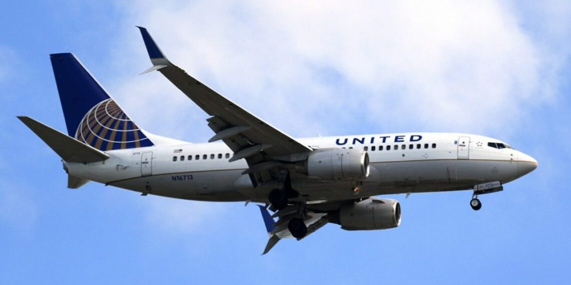 United Airlines Boeing plane lands without external panel - Travel News, Insights & Resources.