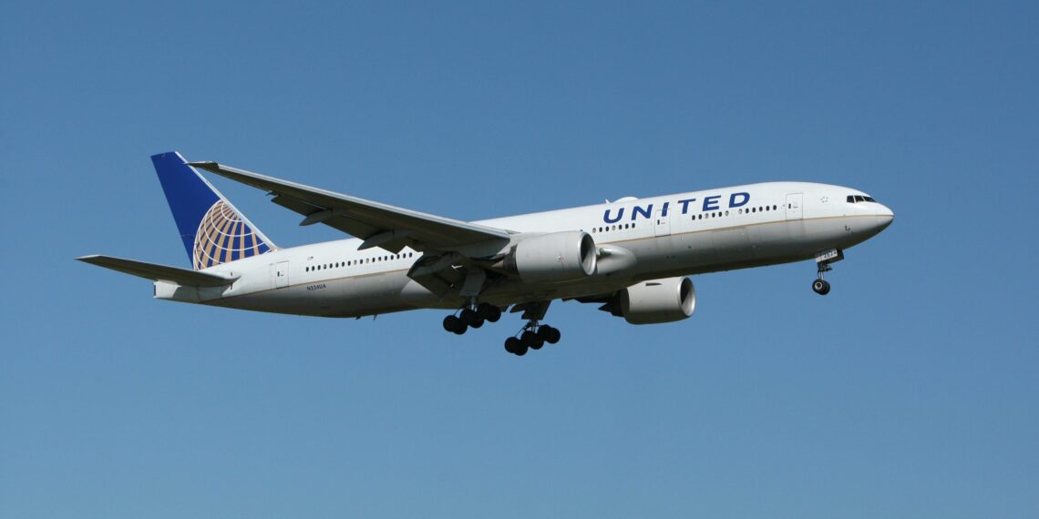 United Airlines faces additional FAA scrutiny post recent safety incidents.webp - Travel News, Insights & Resources.