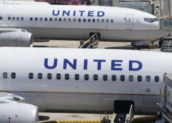 United Airlines says it will restart suspended flights to Israel - Travel News, Insights & Resources.