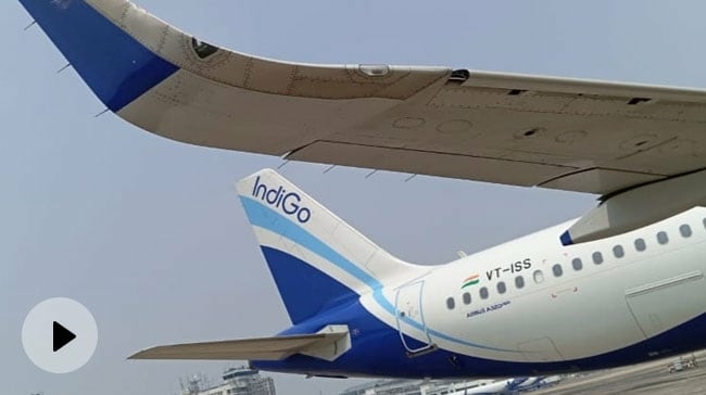 Video Bizarre Accident At Kolkata Airport Damages Wingtips Of - Travel News, Insights & Resources.