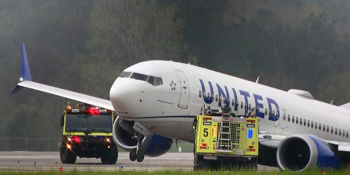 Watch CBS Evening News FAA reviewing United Airlines Full - Travel News, Insights & Resources.