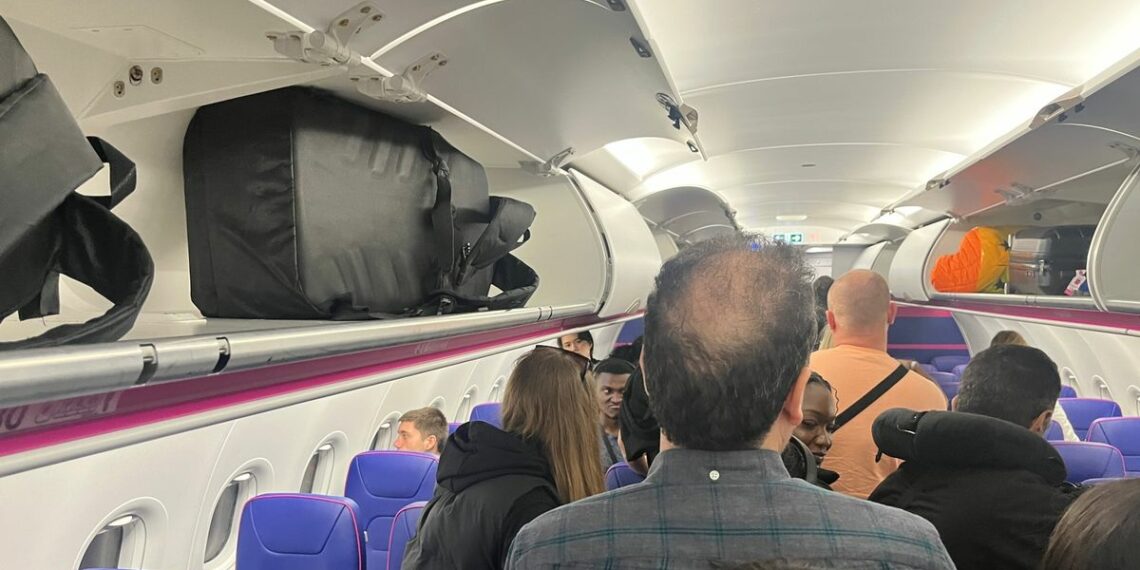 Wizz Air flight to UK evacuated after passengers notice smell - Travel News, Insights & Resources.