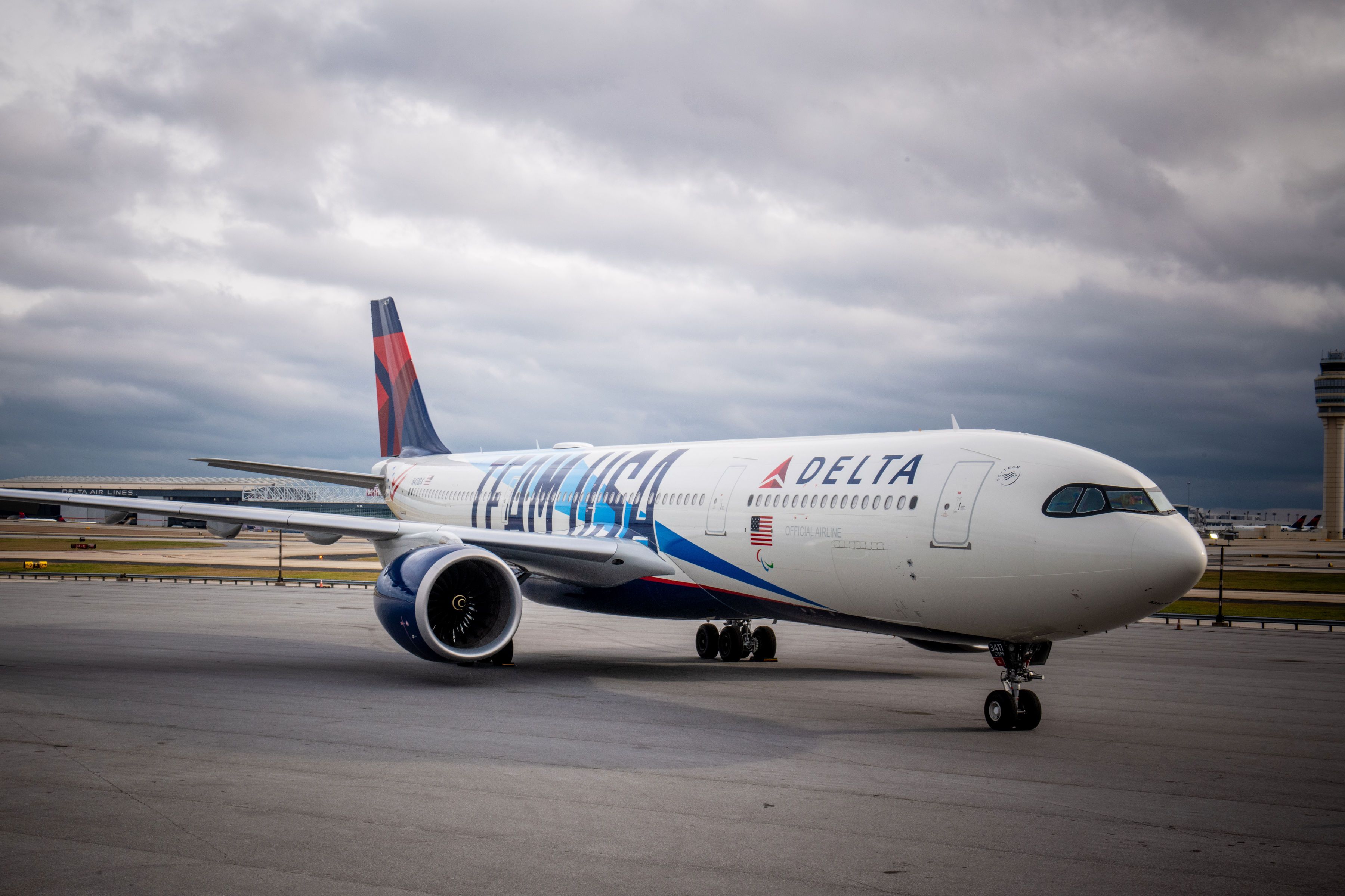 Delta Airbus A330-900 team usa livery