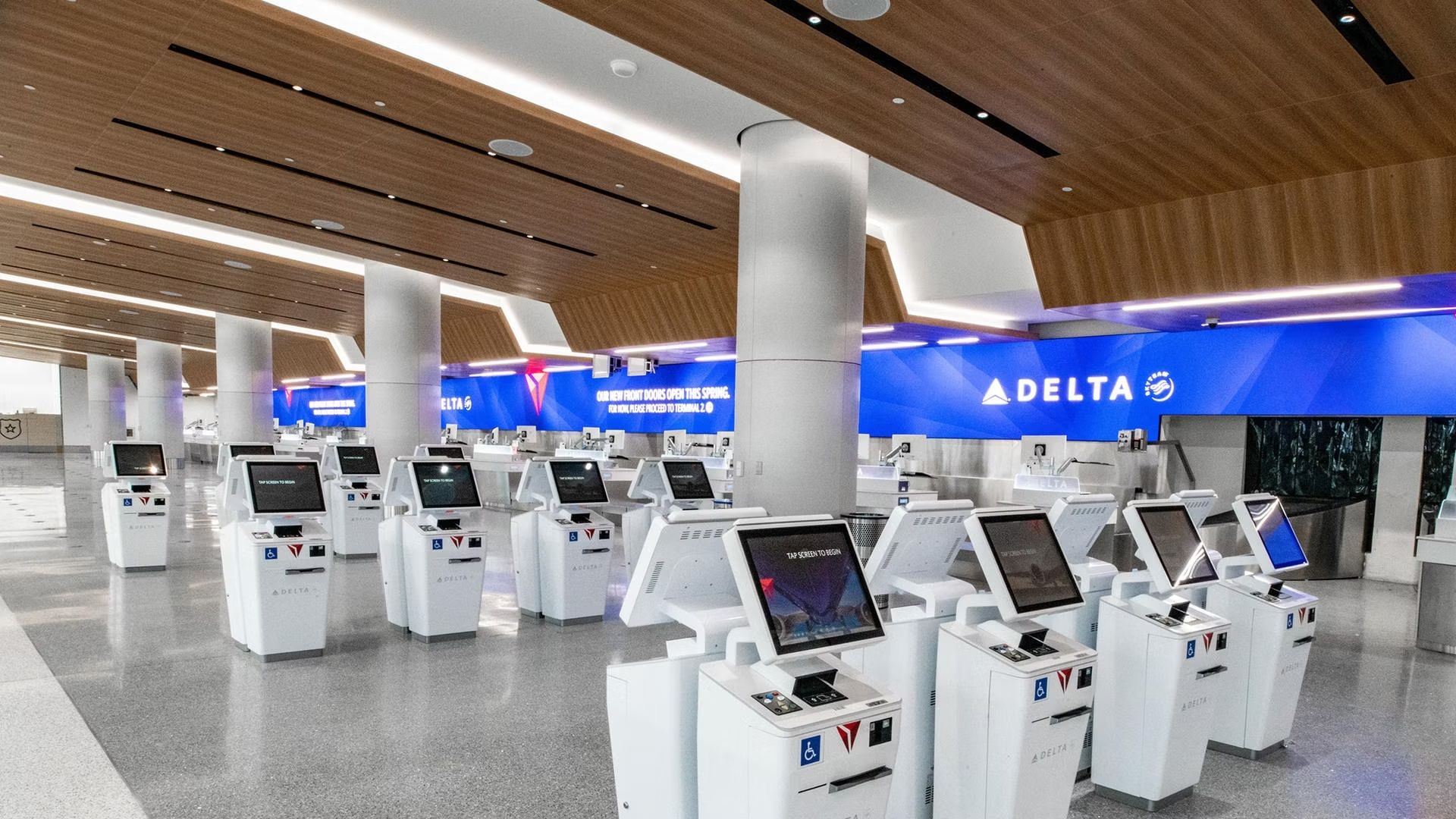 Delta Luggage Check Kiosks