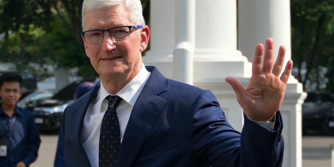 Apple CEO to Meet Singapore Leader to Wrap Whirlwind Asia - Travel News, Insights & Resources.