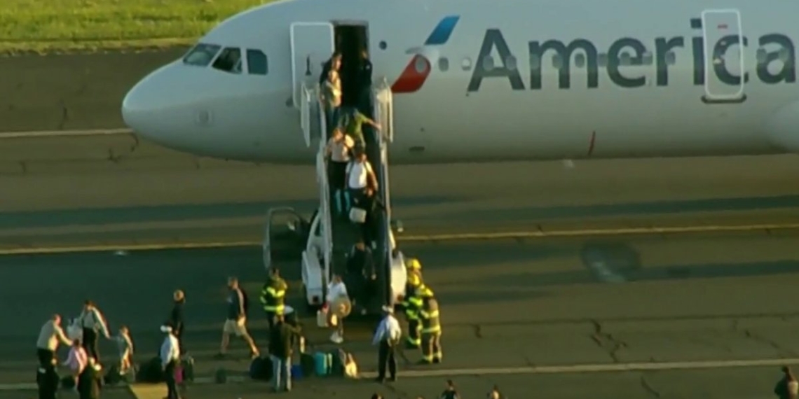 FBI inspects American Airlines plane at PHL after bomb threat - Travel News, Insights & Resources.
