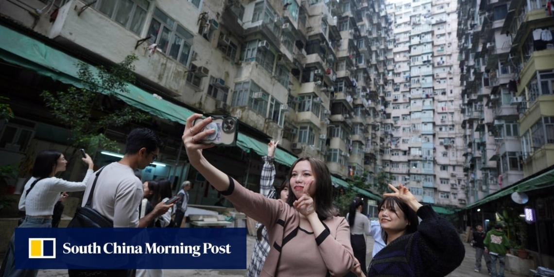 Hong Kong gearing up for 800000 mainland visitors over ‘golden - Travel News, Insights & Resources.