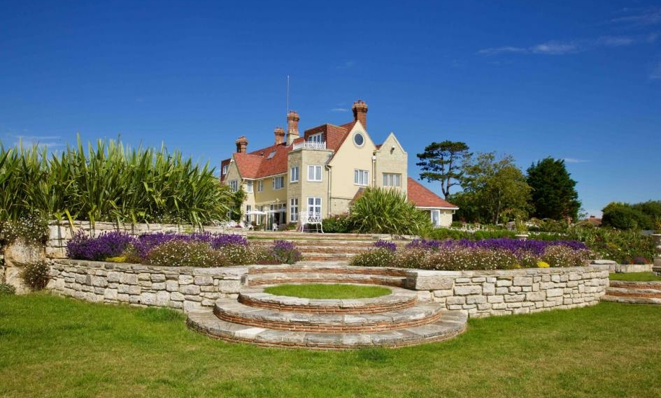 Isle of Wight hotel among best in country according to - Travel News, Insights & Resources.
