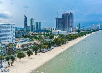 Jomtien Beach sees tourist dip amid Thailands soaring heat - Travel News, Insights & Resources.