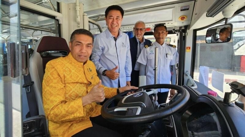 Phuket launches free electric bus to drive sustainable tourism - Travel News, Insights & Resources.