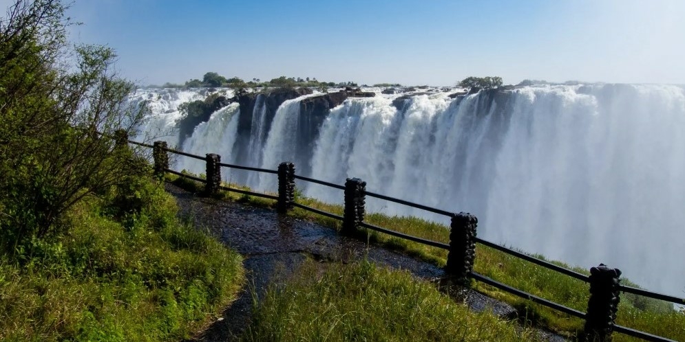 Public WiFi launched on Zambian side of Vic Falls - Travel News, Insights & Resources.