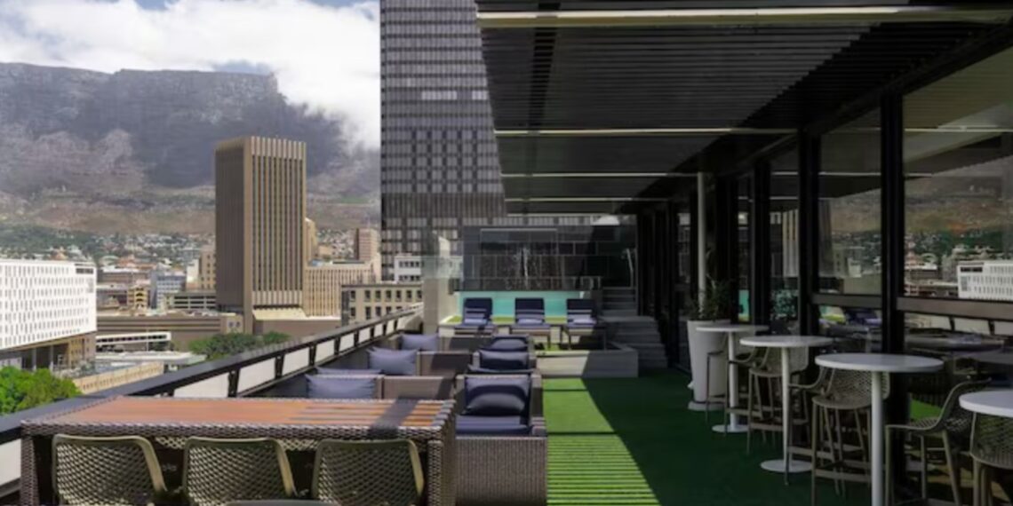Radisson Debuts in Cape Town with the Rebranded Radisson Hotel - Travel News, Insights & Resources.