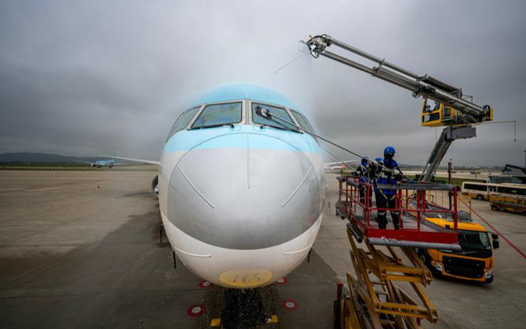 Shower time for Korean Air jets - Travel News, Insights & Resources.