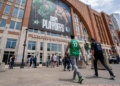 The unofficial story how American Airlines Center manages double playoffs - Travel News, Insights & Resources.